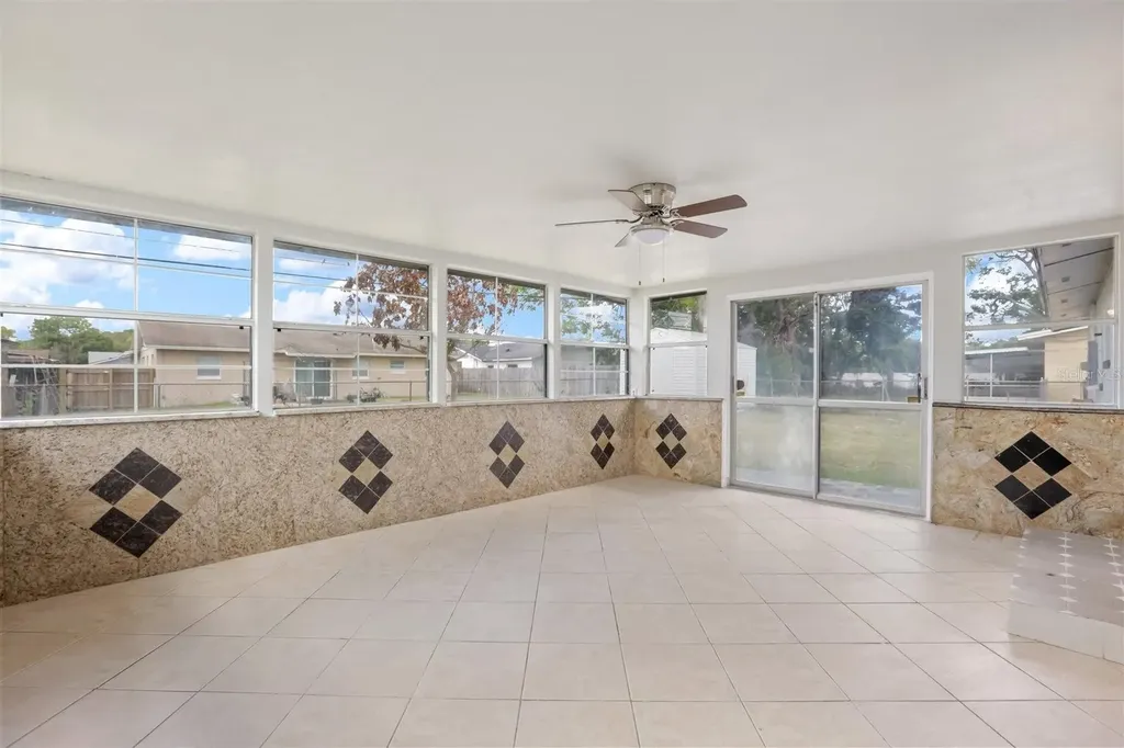 940 Sonata Lane Orlando FL 32825