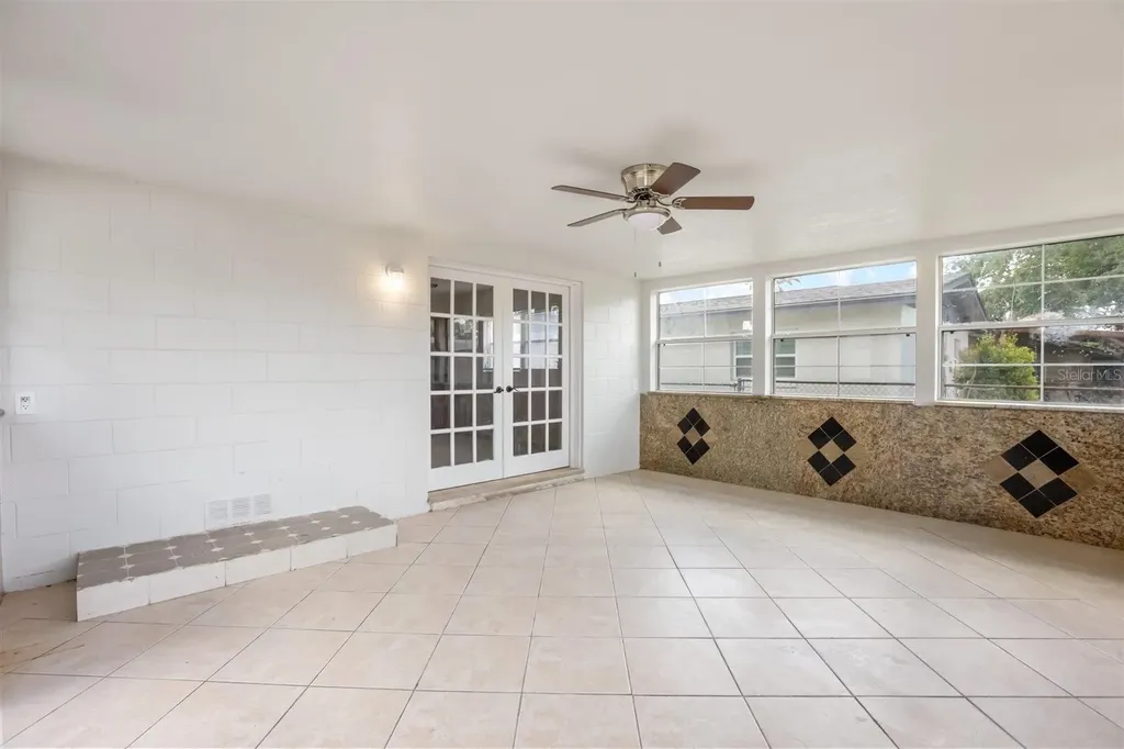 940 Sonata Lane Orlando FL 32825