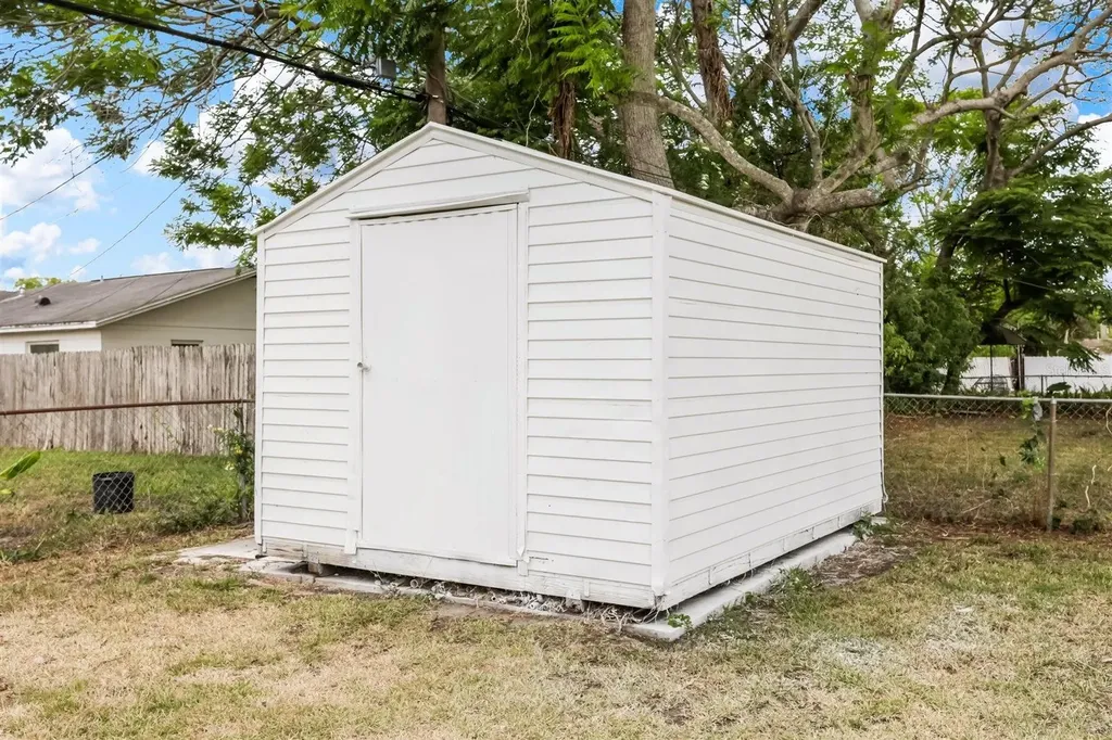 940 Sonata Lane Orlando FL 32825