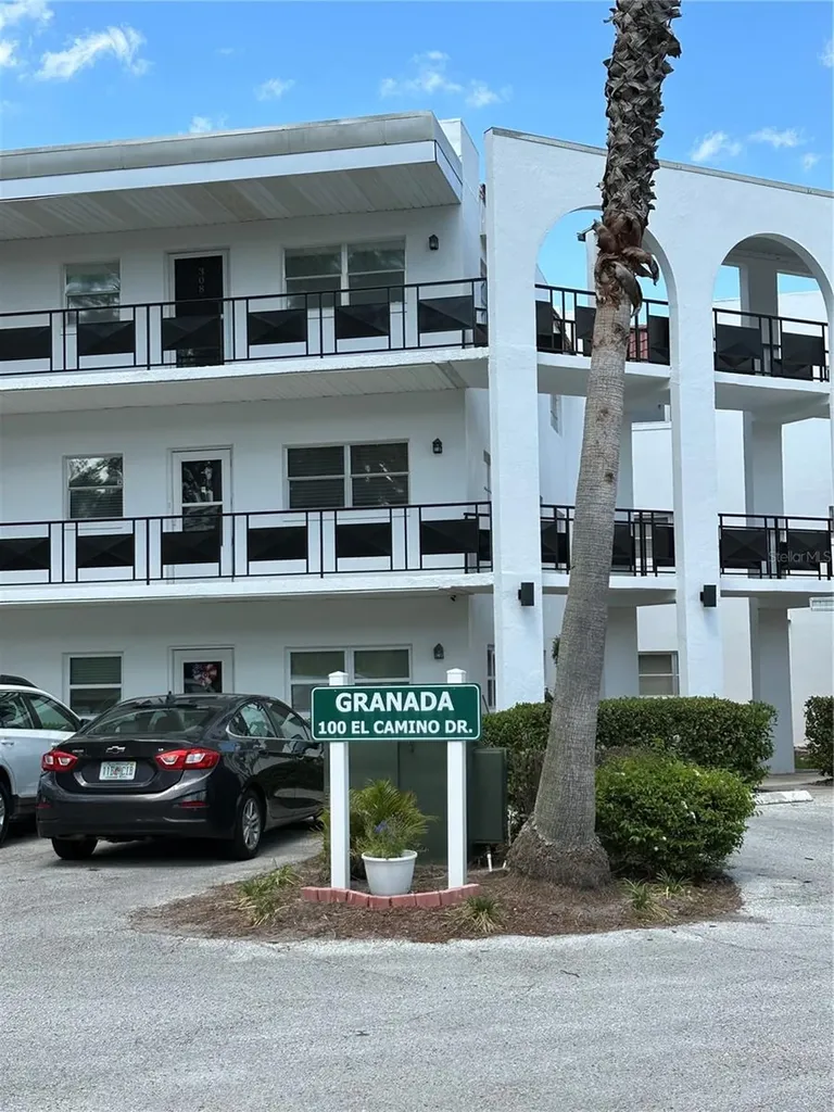 100 El Camino Drive Winter Haven FL 33884