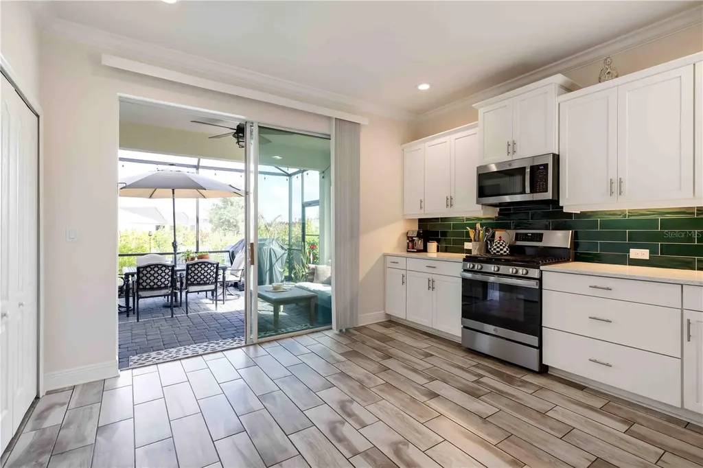 2669 Star Apple Way Sarasota FL 34240