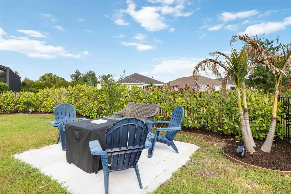 2669 Star Apple Way Sarasota FL 34240