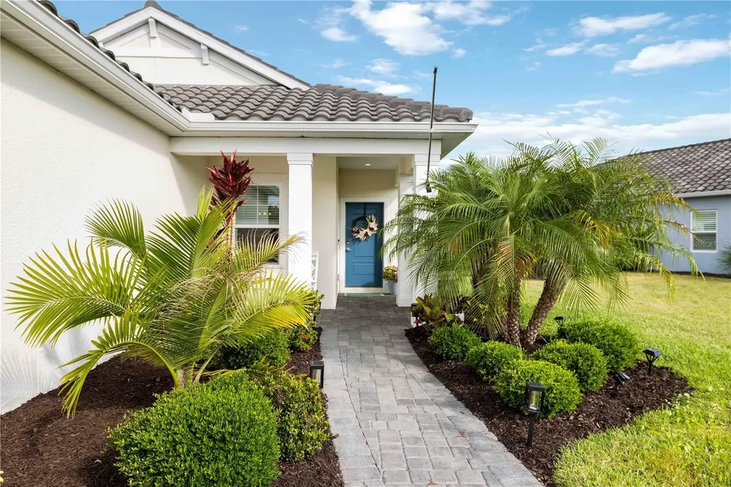 2669 Star Apple Way Sarasota FL 34240