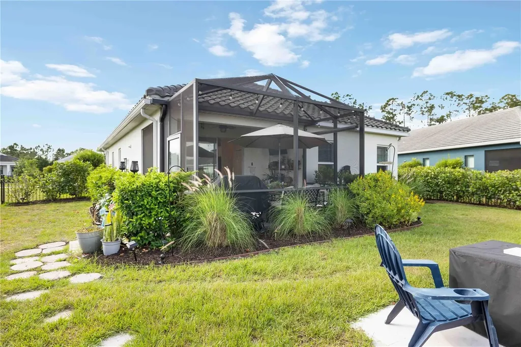 2669 Star Apple Way Sarasota FL 34240