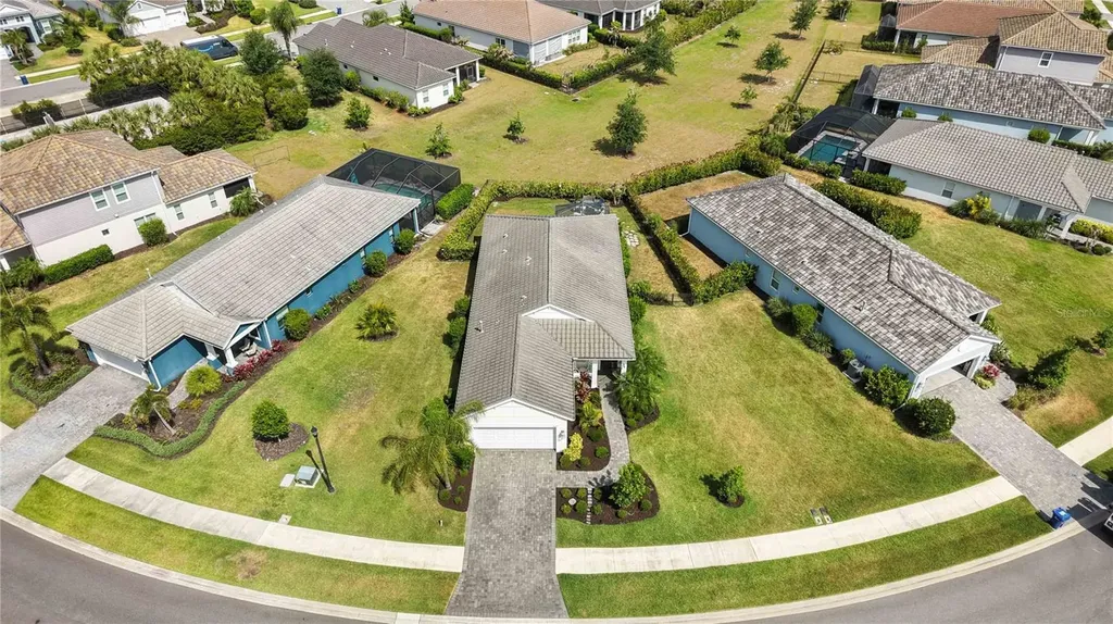 2669 Star Apple Way Sarasota FL 34240