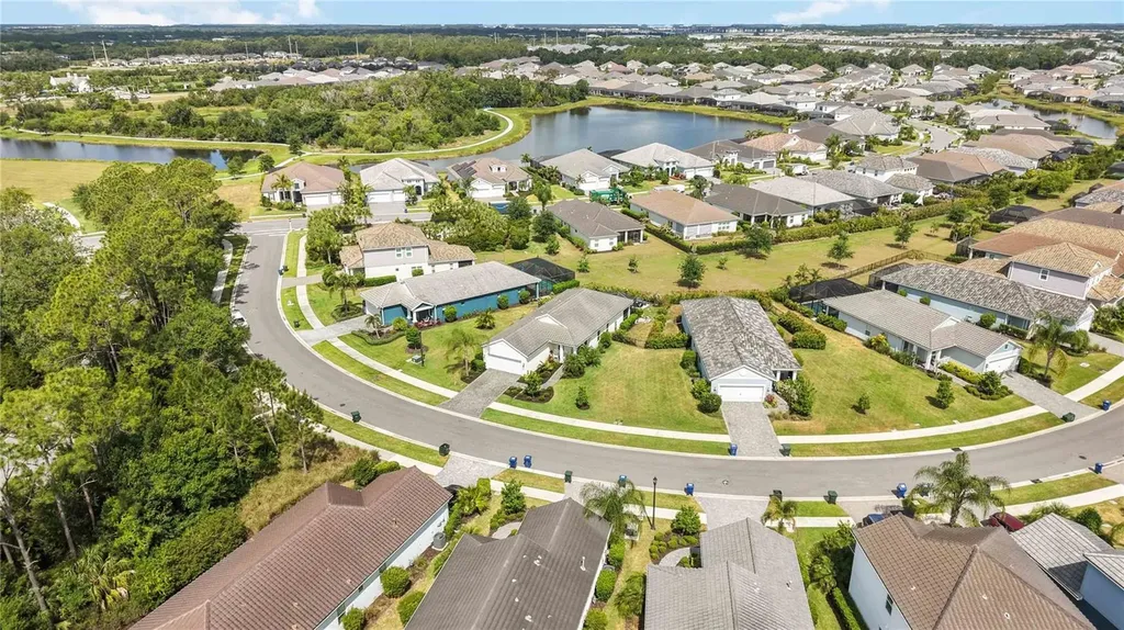 2669 Star Apple Way Sarasota FL 34240