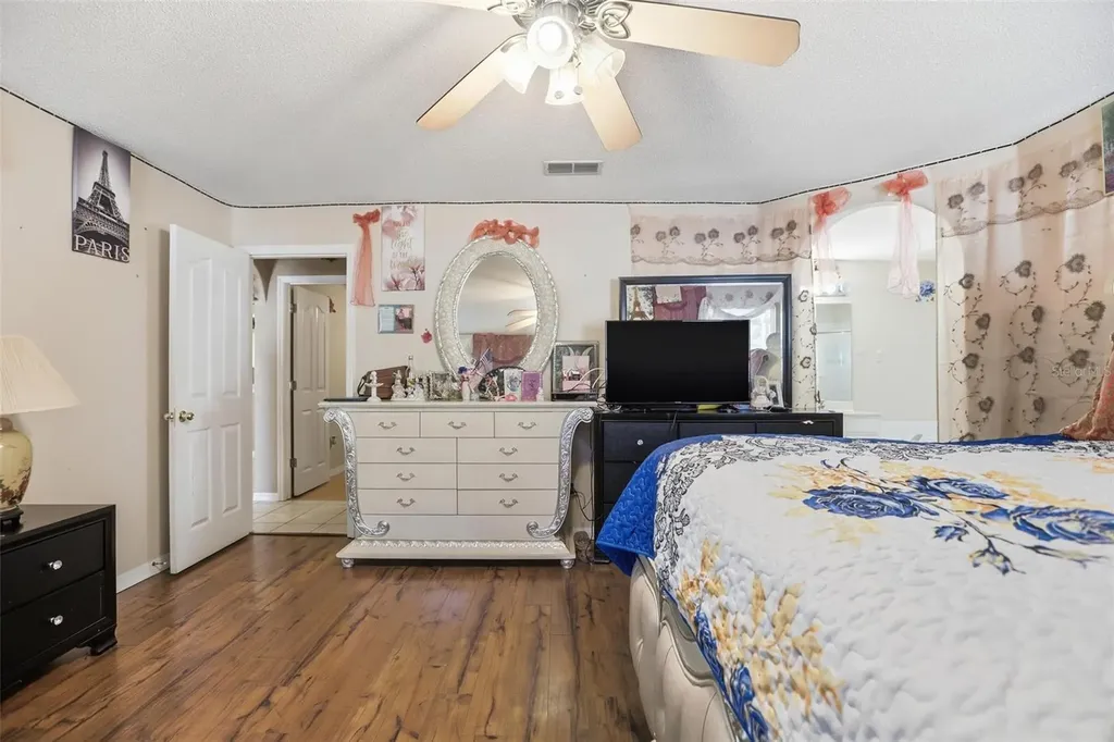 2124 White Eagle Street Clermont FL 34714