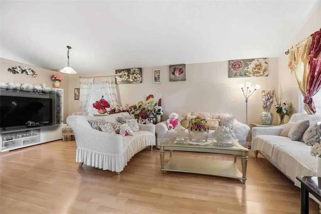 2124 White Eagle Street Clermont FL 34714