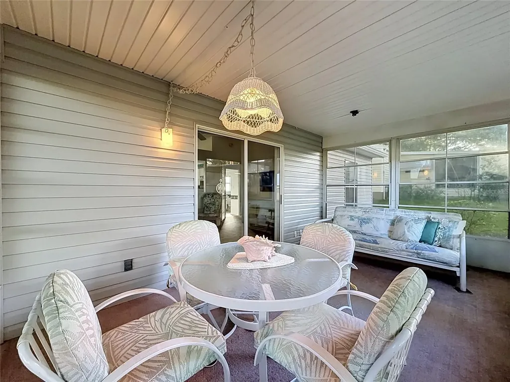 25014 Pine Hill Leesburg FL 34748