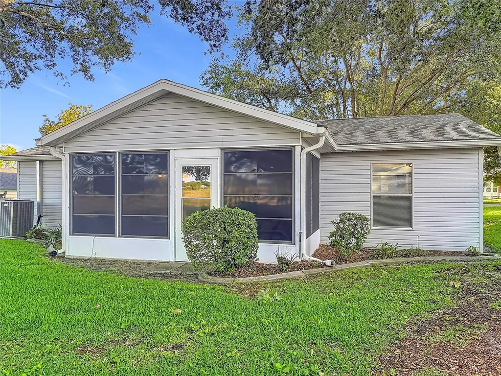 25014 Pine Hill Leesburg FL 34748