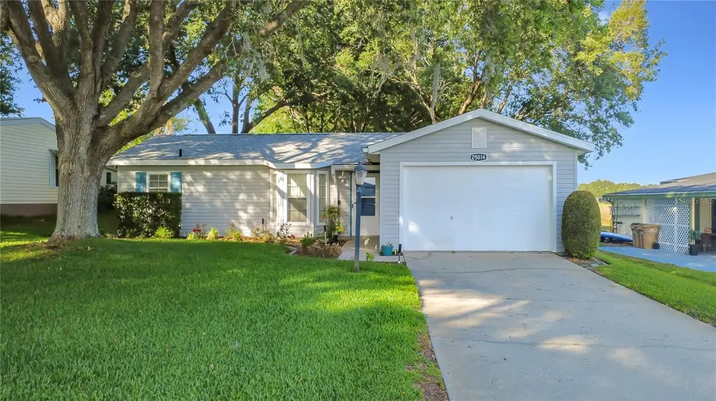 25014 Pine Hill Leesburg FL 34748