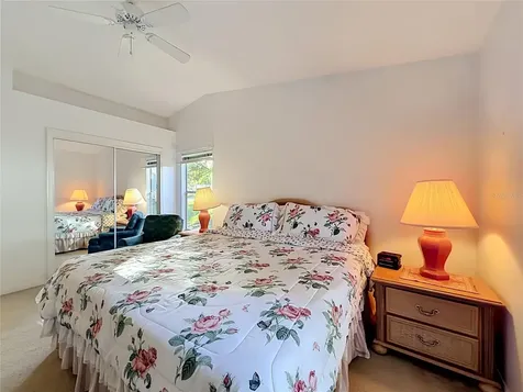 25014 Pine Hill Leesburg FL 34748