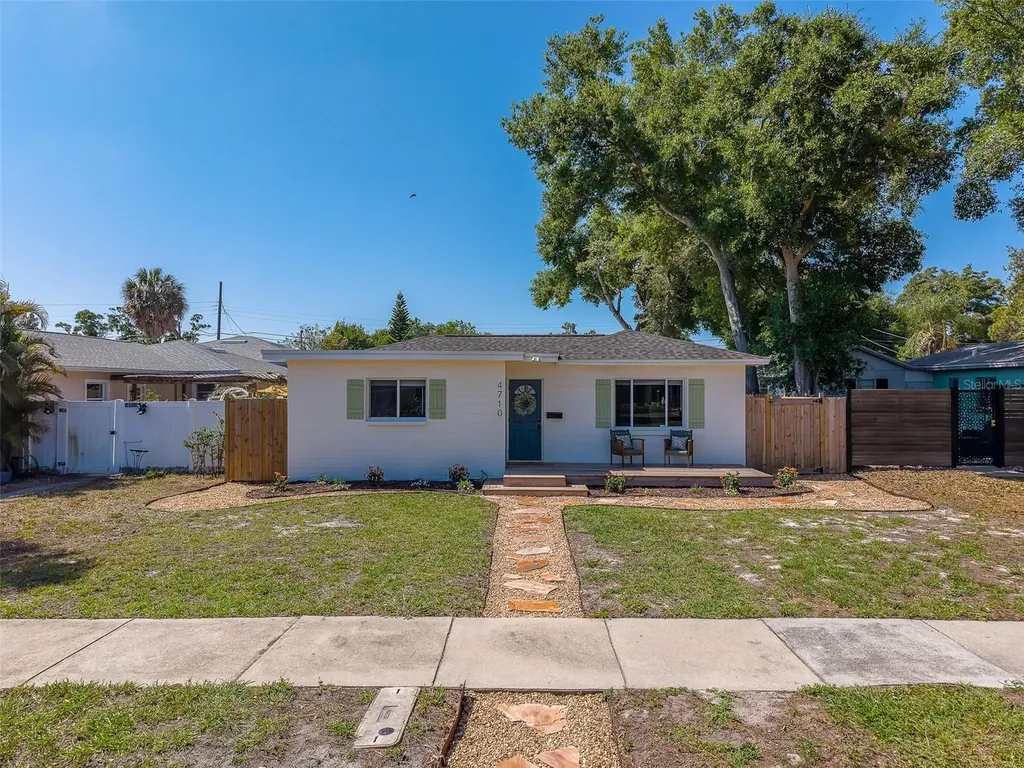 4710 11th Avenue N St Petersburg FL 33713