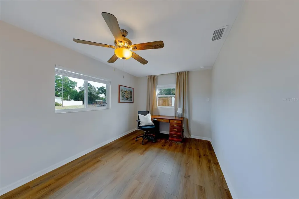 4710 11th Avenue N St Petersburg FL 33713