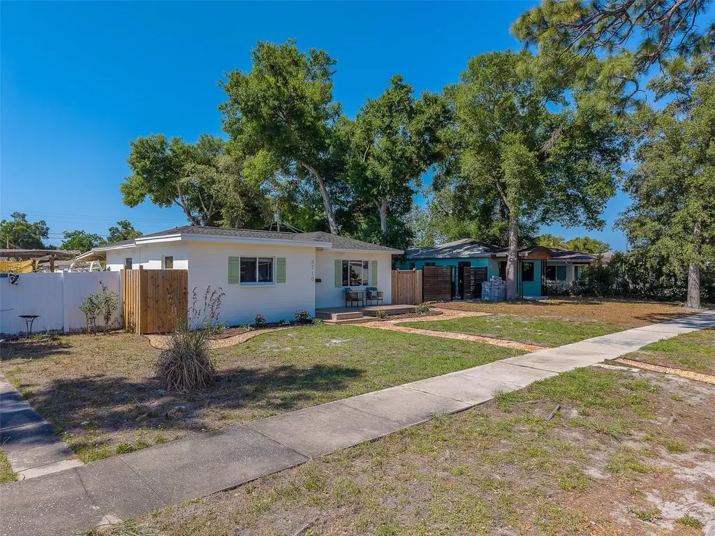 4710 11th Avenue N St Petersburg FL 33713