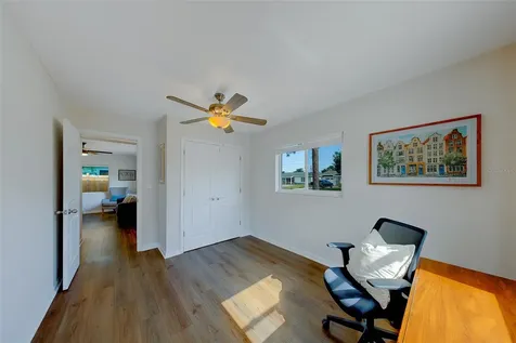 4710 11th Avenue N St Petersburg FL 33713