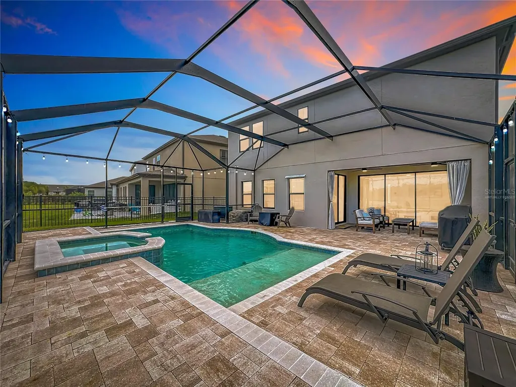 12611 Shetland Walk Drive Lithia FL 33547