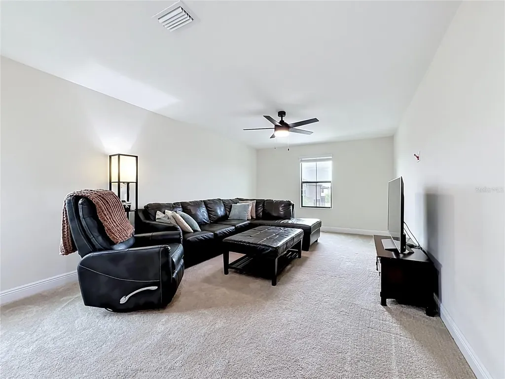 12611 Shetland Walk Drive Lithia FL 33547