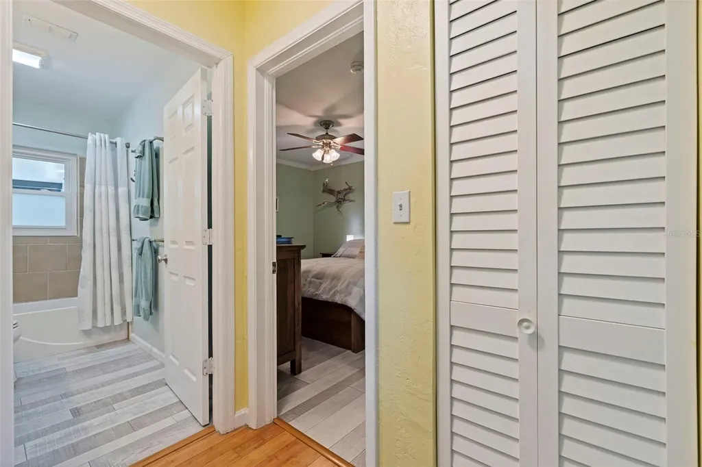 3767 25th Avenue N St Petersburg FL 33713