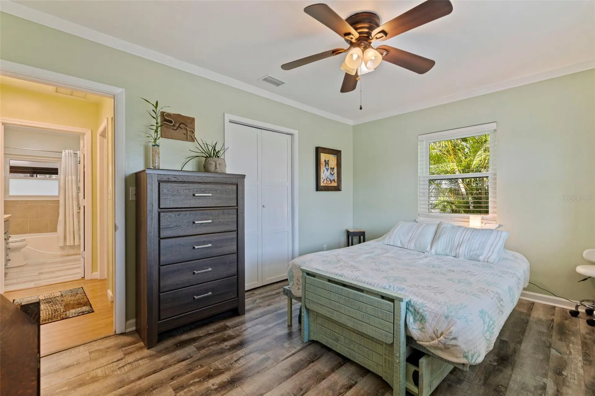 3767 25th Avenue N St Petersburg FL 33713