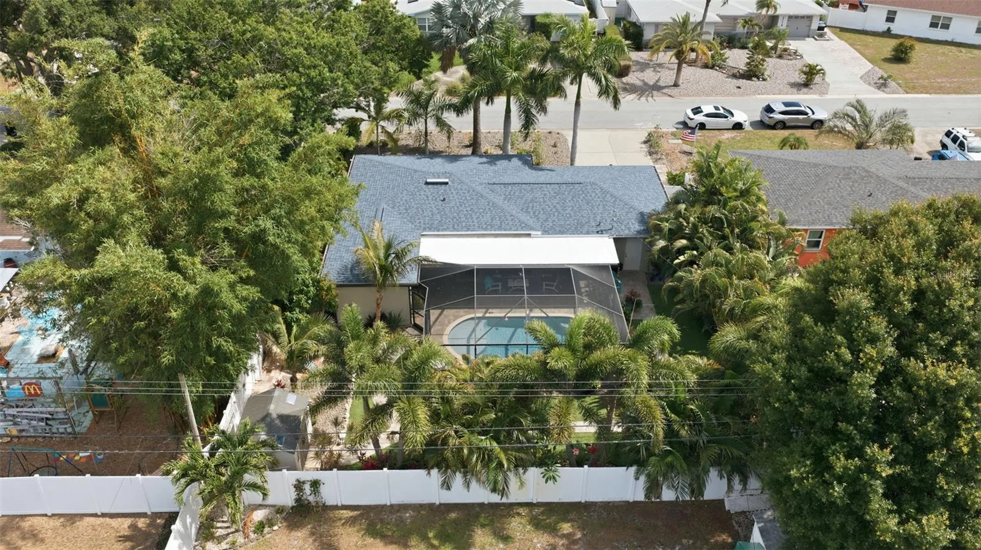 3767 25th Avenue N St Petersburg FL 33713