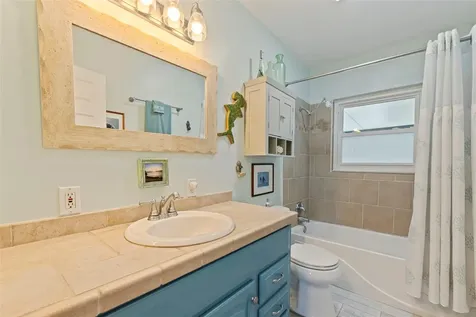 3767 25th Avenue N St Petersburg FL 33713