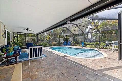 3767 25th Avenue N St Petersburg FL 33713