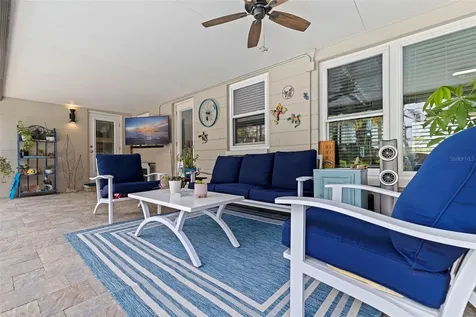 3767 25th Avenue N St Petersburg FL 33713