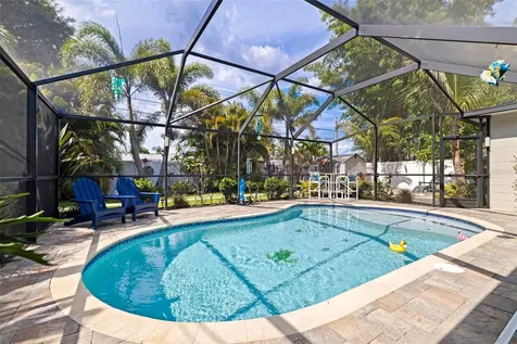 3767 25th Avenue N St Petersburg FL 33713
