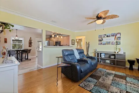 3767 25th Avenue N St Petersburg FL 33713
