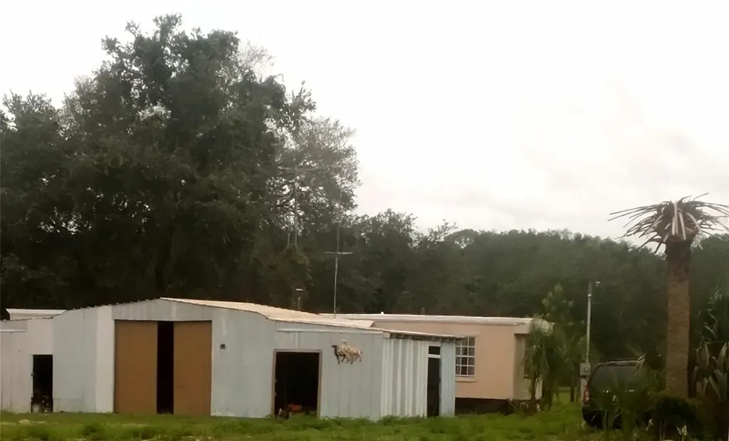 17936 SE 95th Street Road Ocklawaha FL 32179