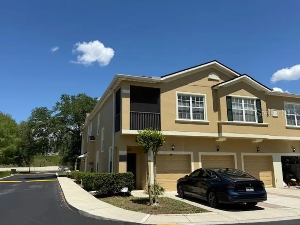 2021 Crestdale Lane Lake Mary FL 32746