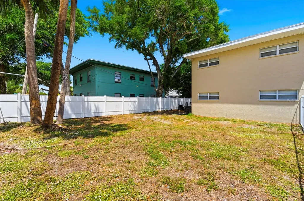 1799 Russell Street S St Petersburg FL 33712
