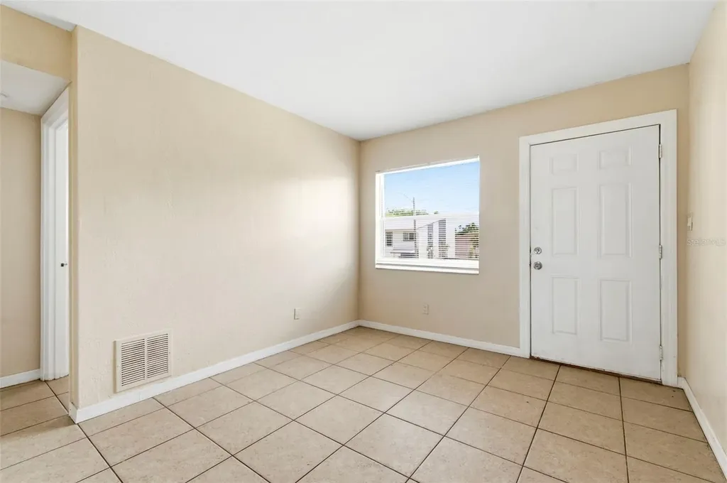 1799 Russell Street S St Petersburg FL 33712