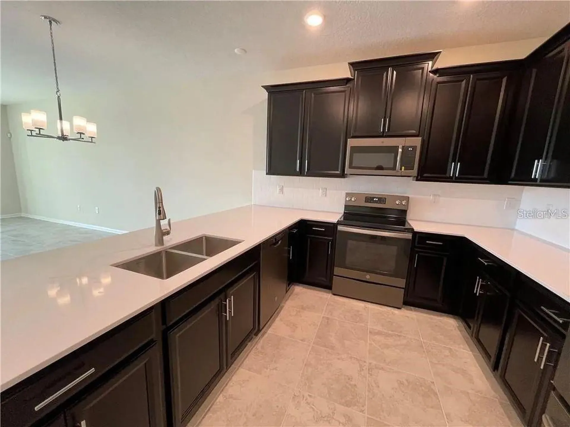 813 Ocean Course Avenue Davenport FL 33896