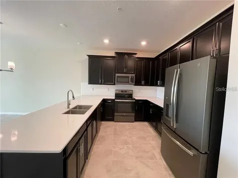 813 Ocean Course Avenue Davenport FL 33896
