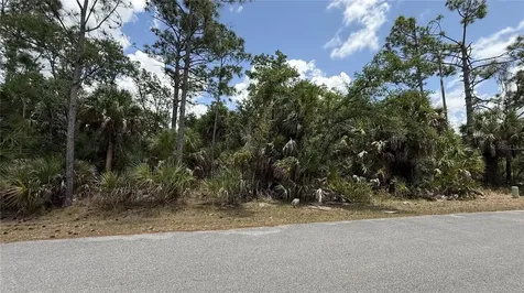 384 Munoz Street Port Charlotte FL 33953