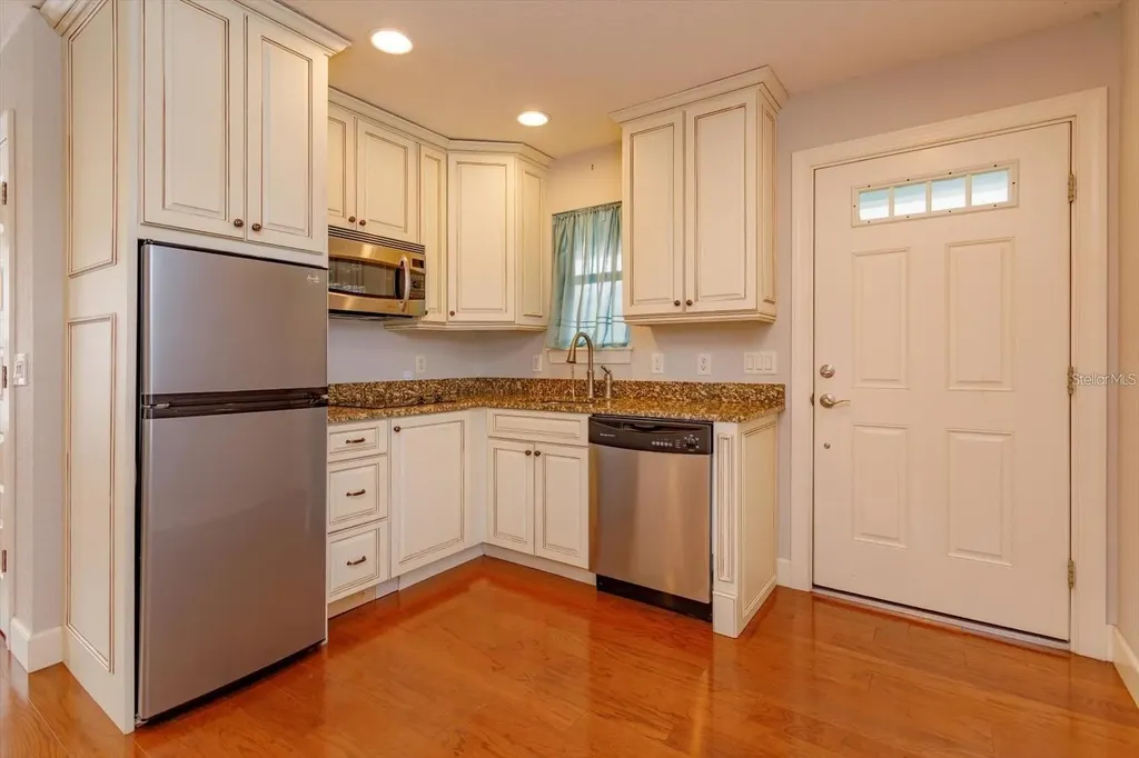 817 E Livingston Street Orlando FL 32803