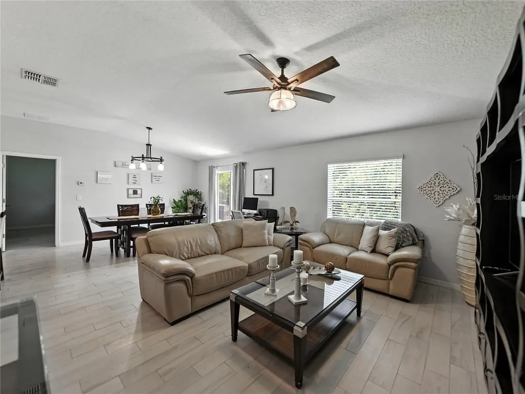 149 Cascade Bend Drive Ruskin FL 33570