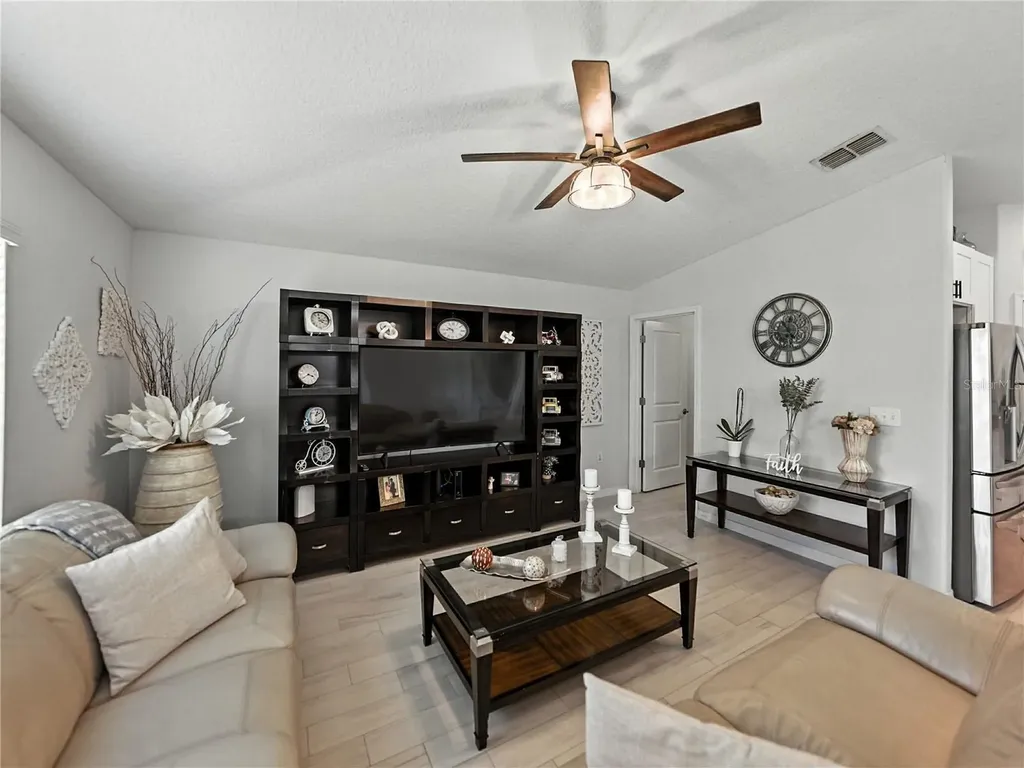 149 Cascade Bend Drive Ruskin FL 33570