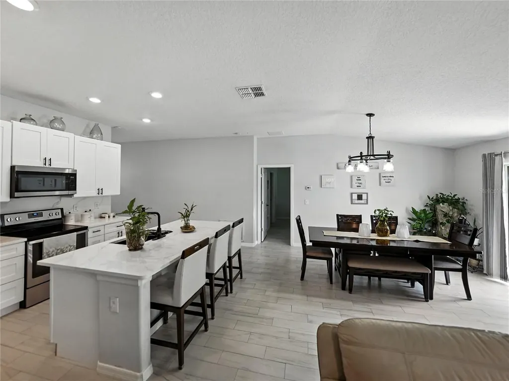 149 Cascade Bend Drive Ruskin FL 33570