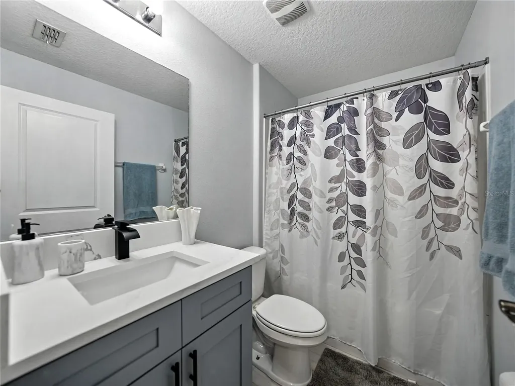 149 Cascade Bend Drive Ruskin FL 33570