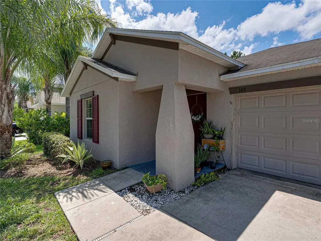 149 Cascade Bend Drive Ruskin FL 33570