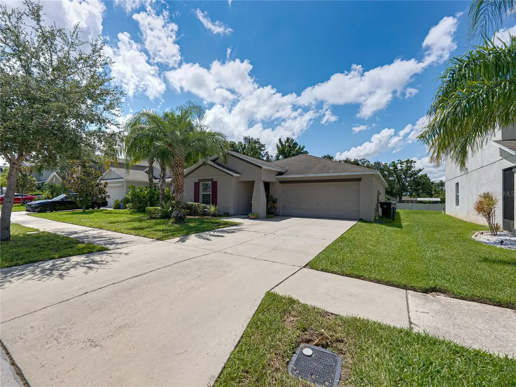 149 Cascade Bend Drive Ruskin FL 33570