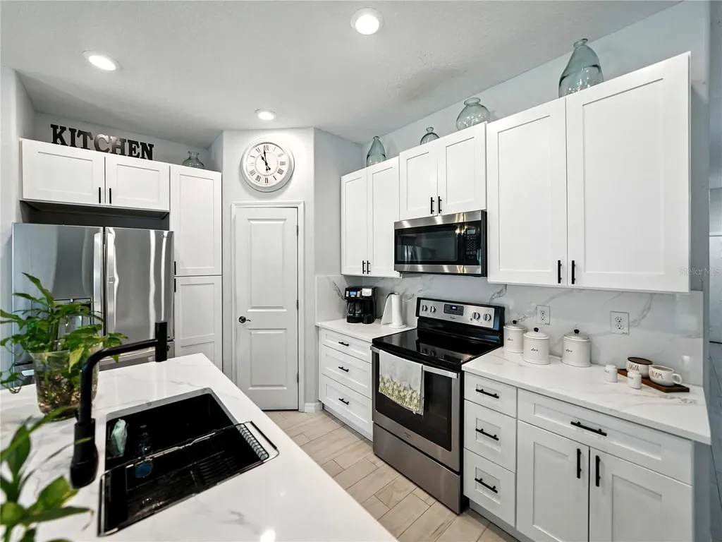 149 Cascade Bend Drive Ruskin FL 33570