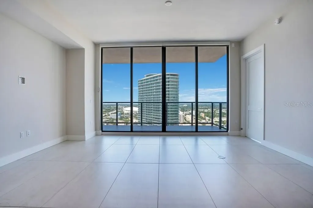 275 1st Avenue S St Petersburg FL 33701