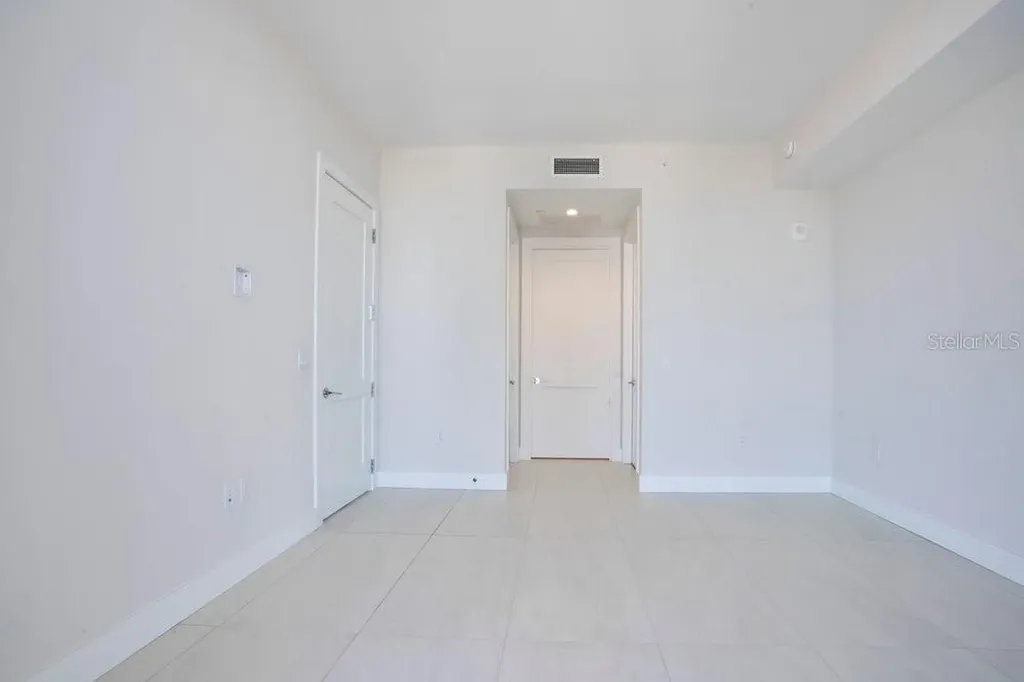 275 1st Avenue S St Petersburg FL 33701