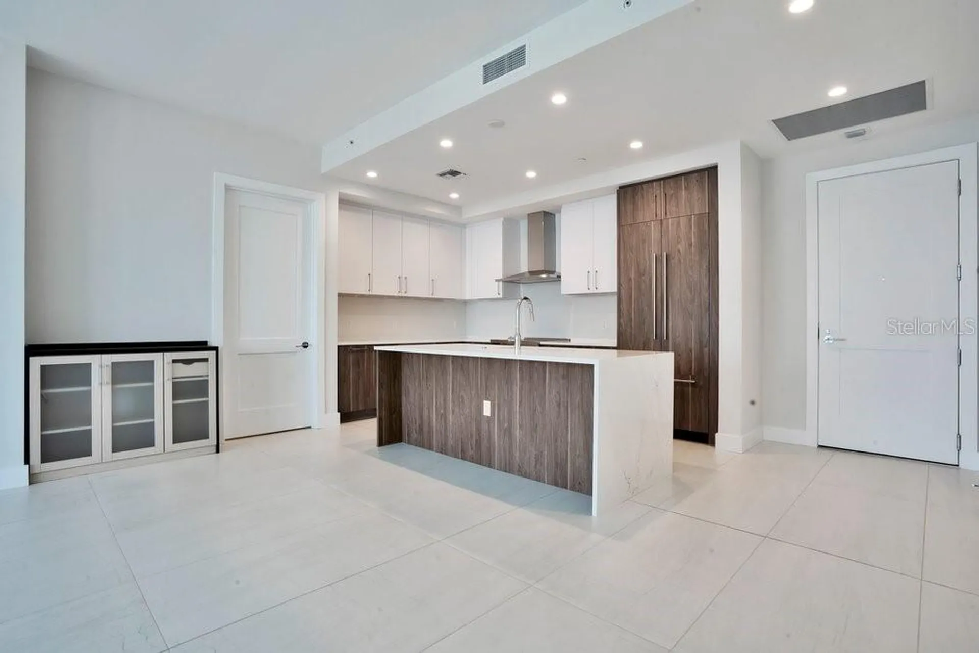 275 1st Avenue S St Petersburg FL 33701