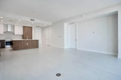 275 1st Avenue S St Petersburg FL 33701