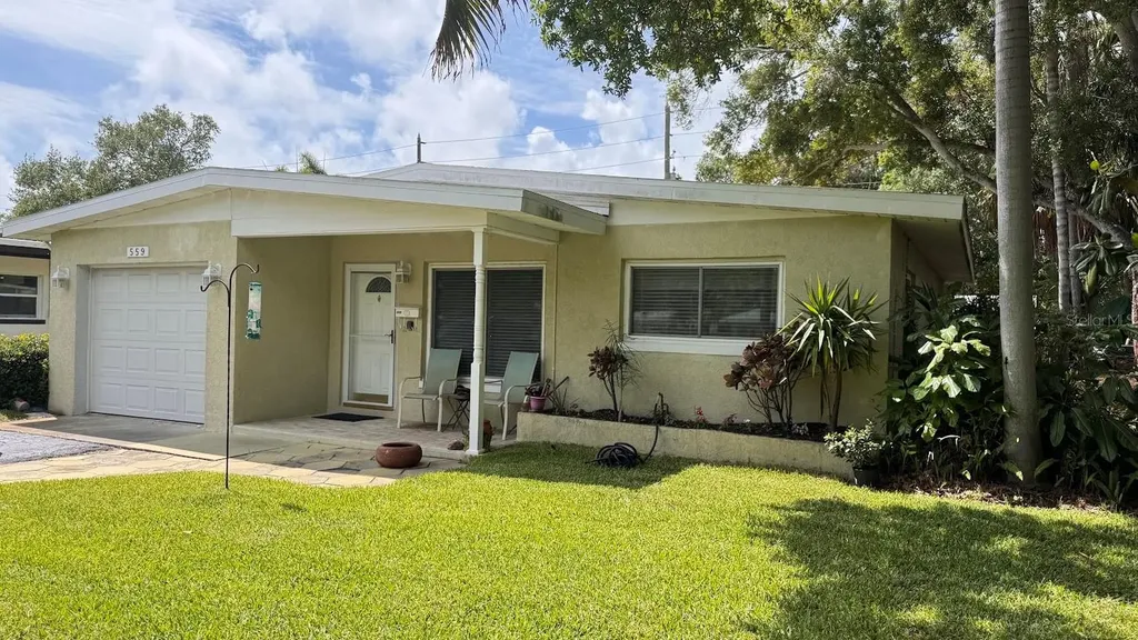 559 Villagrande Avenue S St Petersburg FL 33707